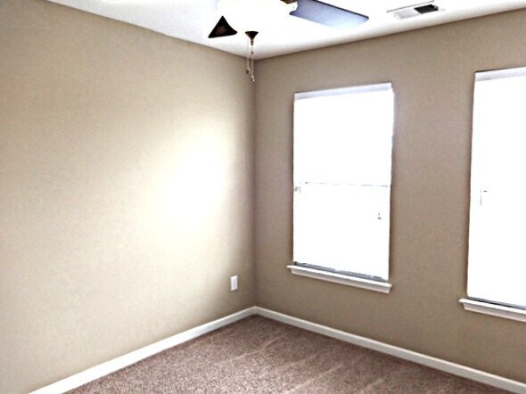 Building Photo - 8176 Halbert Dr