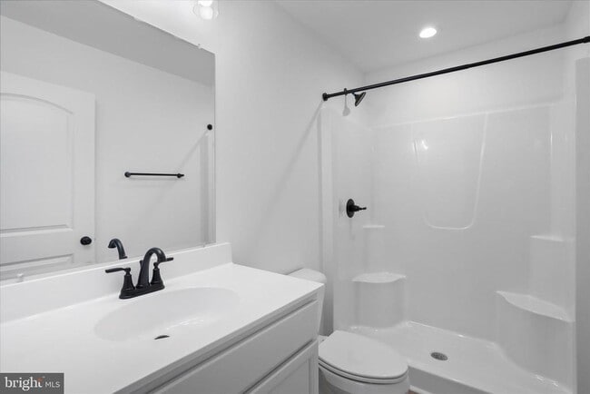 Building Photo - 118 Windsor Knit Rd