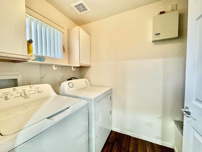 Building Photo - 655 W Vistoso Highlands Dr