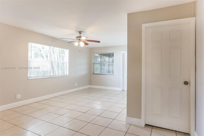 Building Photo - 3751 NW 9th Ct