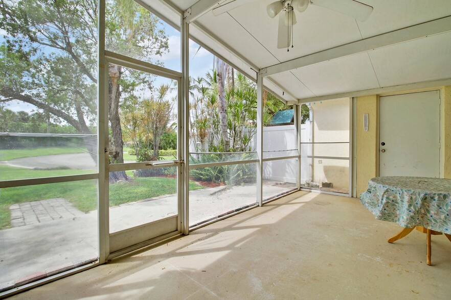 Building Photo - 7333 Burgess Dr