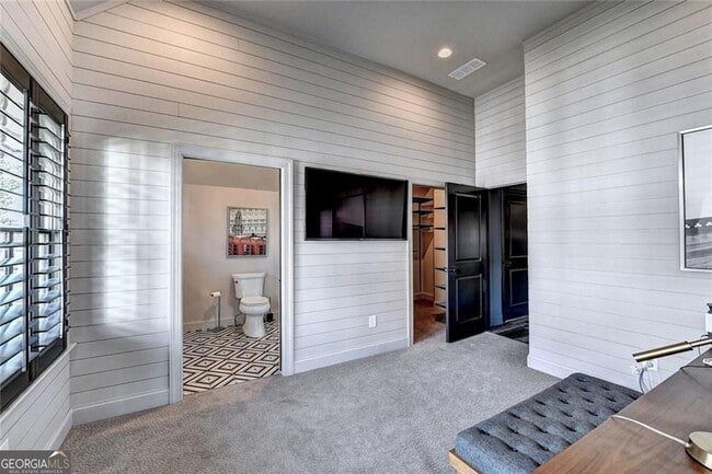 Building Photo - 2555 Brook Run