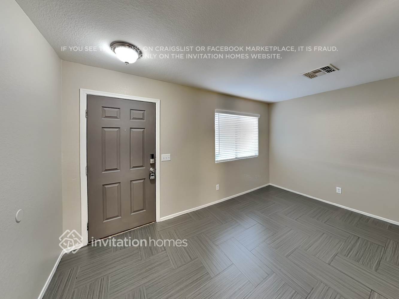 Building Photo - 30546 N Honeysuckle Dr