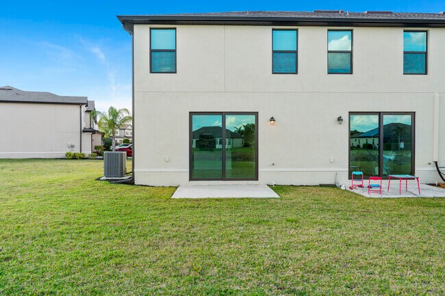 Building Photo - 14275 Oviedo Pl