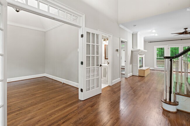 Building Photo - 3833 Denmeade Dr