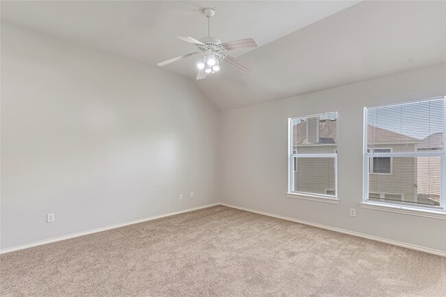 Building Photo - 706 Woodport Ln