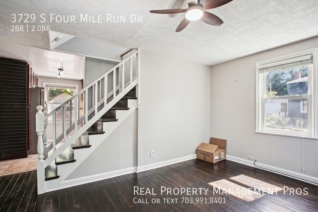 Building Photo - 3729 S Four Mile Run Dr