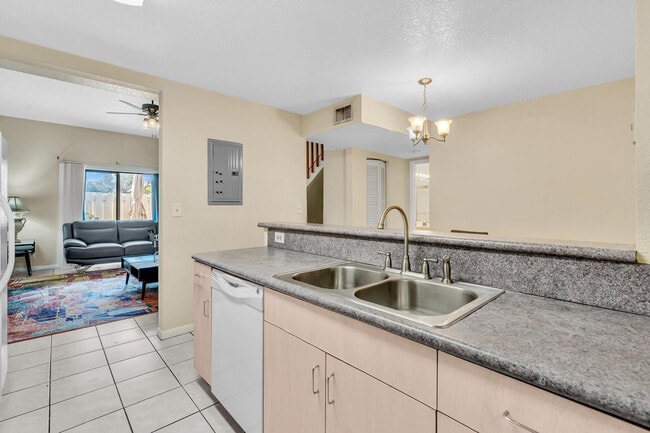 Building Photo - 10240 NW 33rd Pl