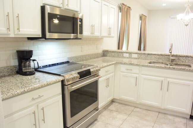 Building Photo - 1213 Grantham Dr