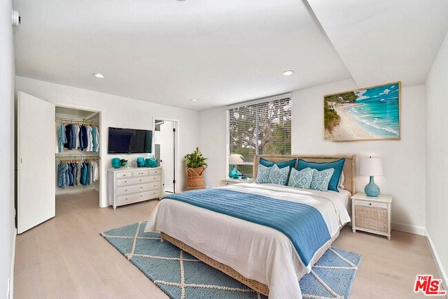 Building Photo - 843 4th St