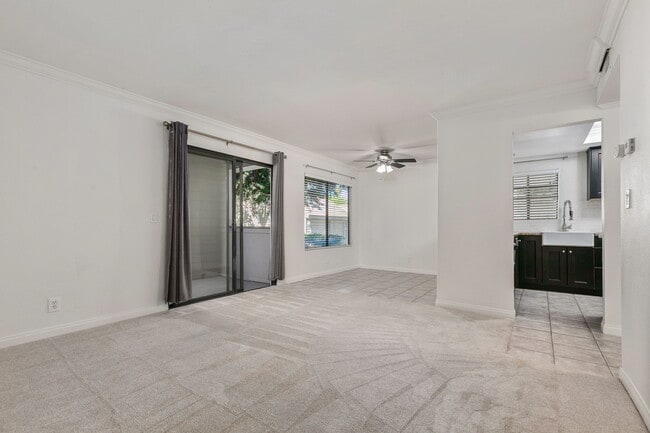 Building Photo - 1083 Shadowridge Dr