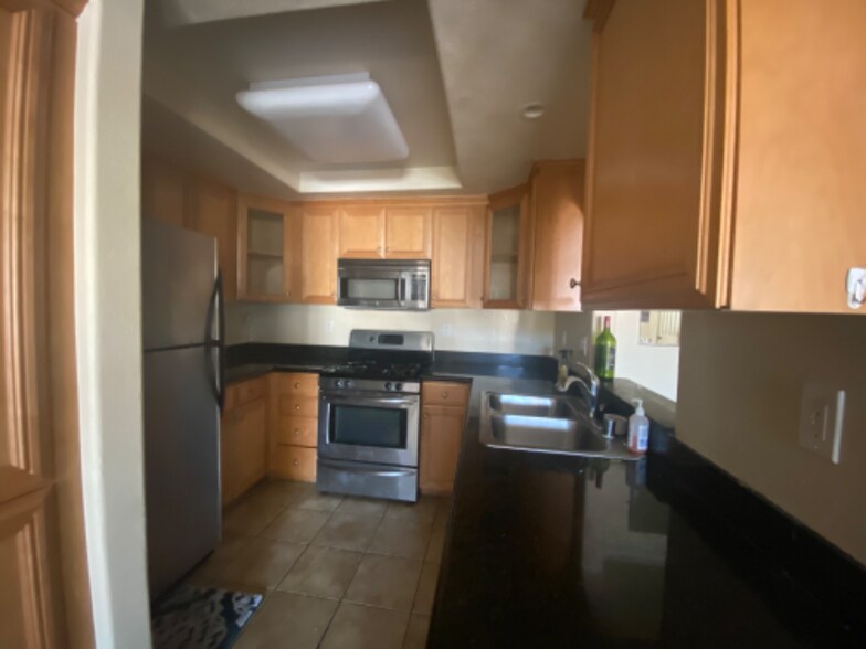 Building Photo - 5057 Los Morros Way