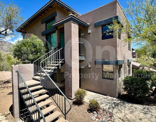 Building Photo - 5855 N Kolb Rd