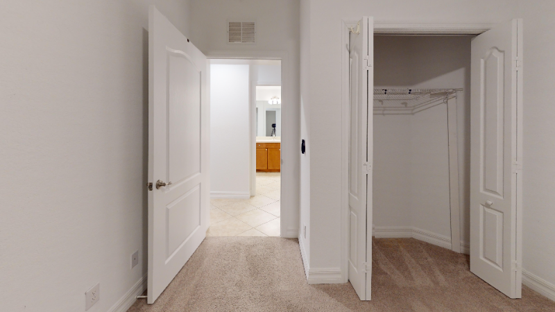 Building Photo - 14065 Black Beauty Dr