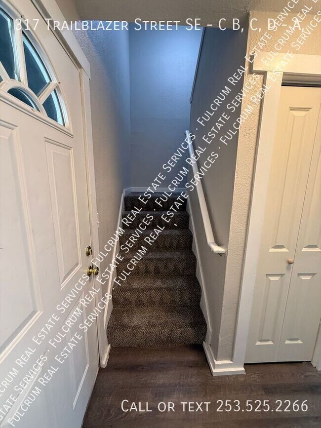 Building Photo - 317 Trailblazer St SE