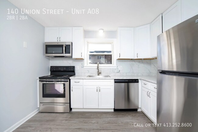 Building Photo - 140 Union St