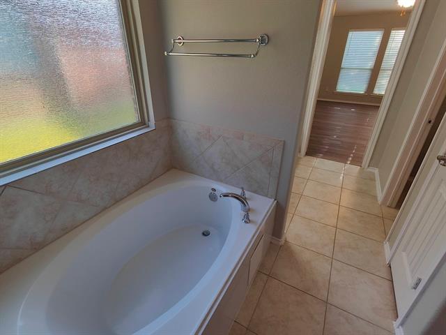 Building Photo - 516 Rustic Oak Ln