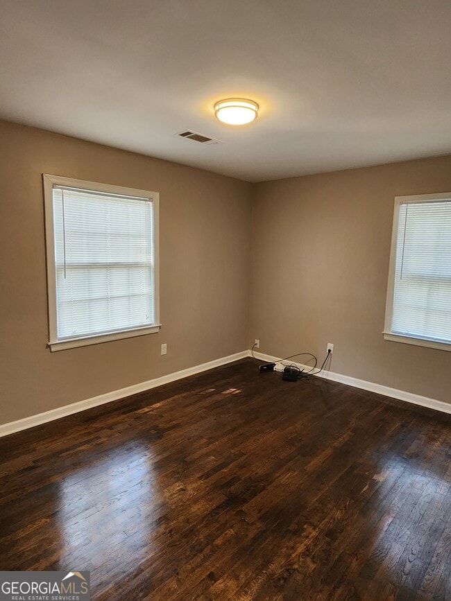 Building Photo - 2148 Clanton Terrace