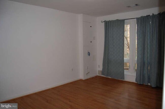 Building Photo - 3808 Maryland St