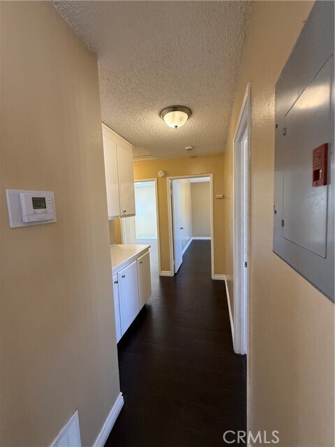 Building Photo - 901 N Dalton Ave