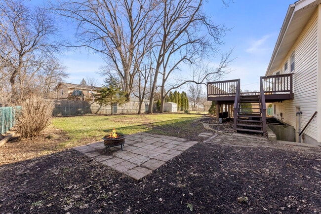 Building Photo - 1614 Lucylle Ave