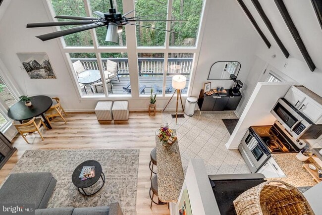 Building Photo - 241 Wildcat Dr