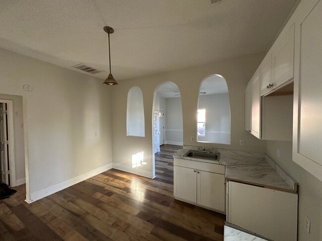 Building Photo - 1669 Gaither St