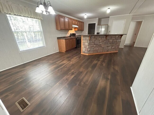 Building Photo - Immaculate 4BR Mobile Home in the heart of...