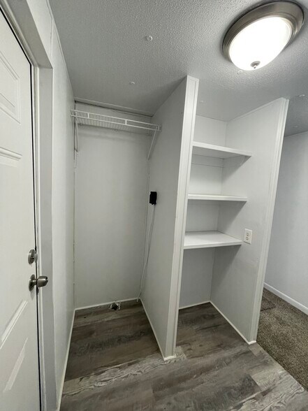 Building Photo - 27 Bellwood Dr
