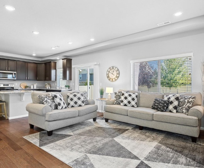 Building Photo - 3641 Candlewood Dr