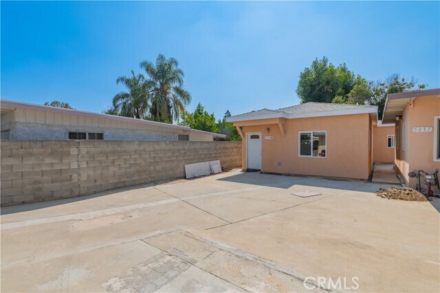 Building Photo - 5033 Sultana Ave