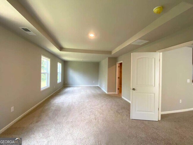 Building Photo - 144 Valimar Dr