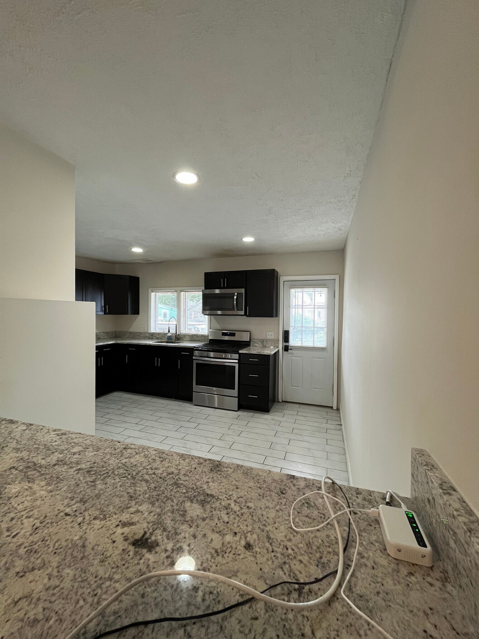 Kitchen (3/3) - 52 Germain Ave