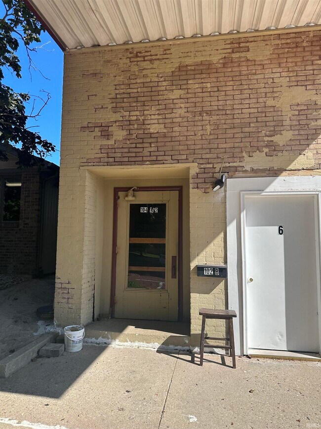 Building Photo - 104 W Michigan St