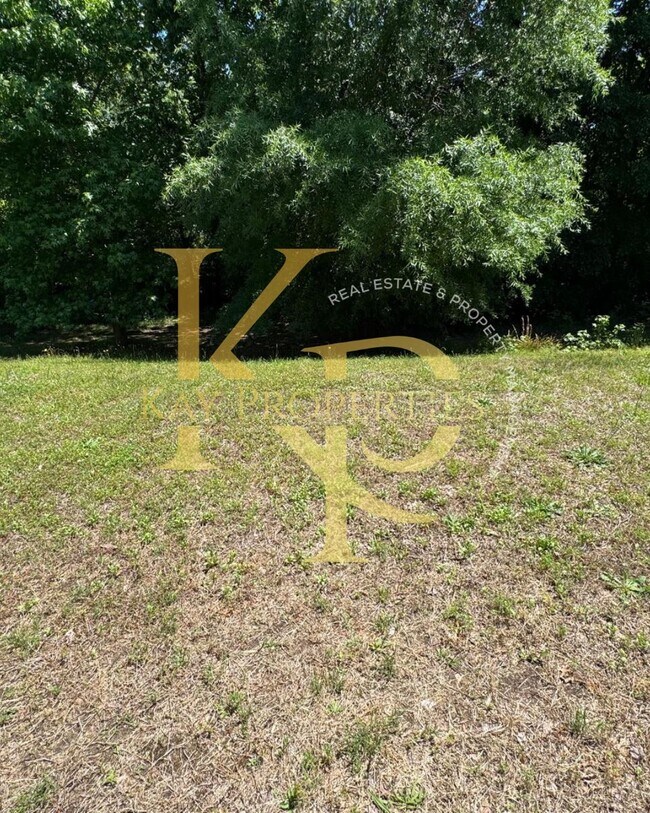 Building Photo - 5904 Sandpiper Farm Ln
