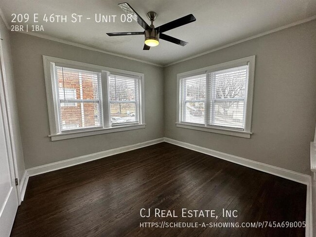 Building Photo - 209 E 46th St