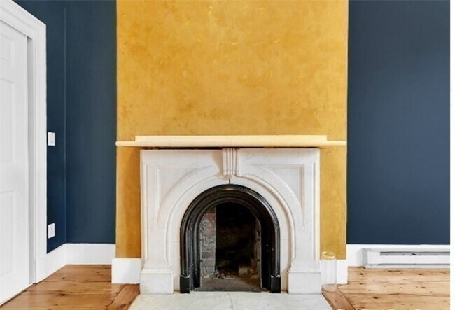 Building Photo - 526 Columbus Ave