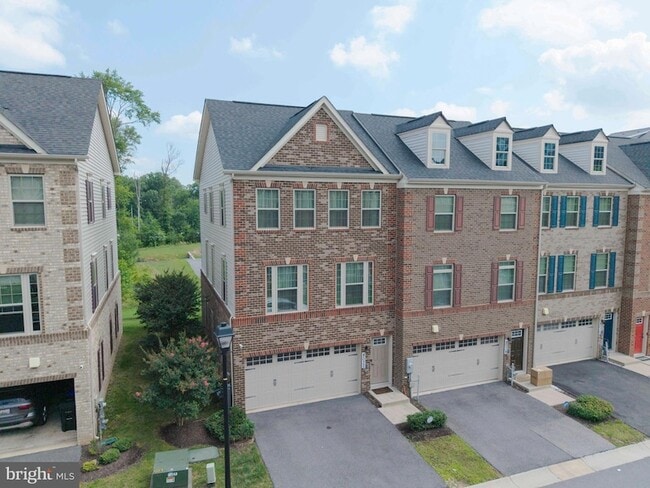 Building Photo - 8032 Spring Arbor Dr