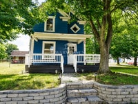 Building Photo - 402 Hall Ave