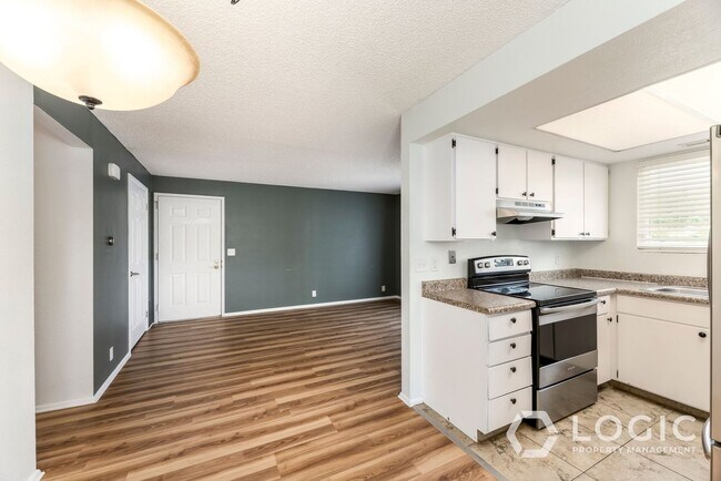 Building Photo - 4629 S Quail Vis Cv