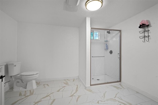 Building Photo - 111 Little Lp