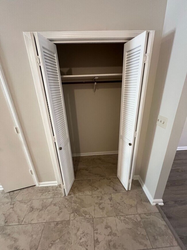 Building Photo - 264-266 Haymarket Lane