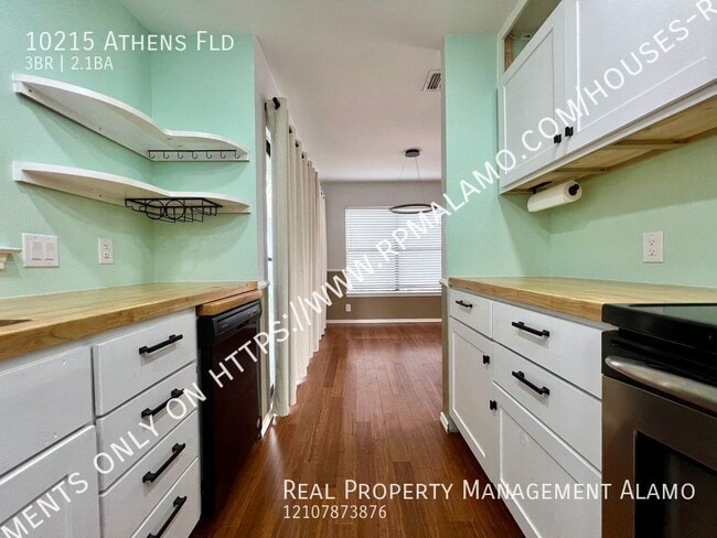 Building Photo - 10215 Athens Fld Dr