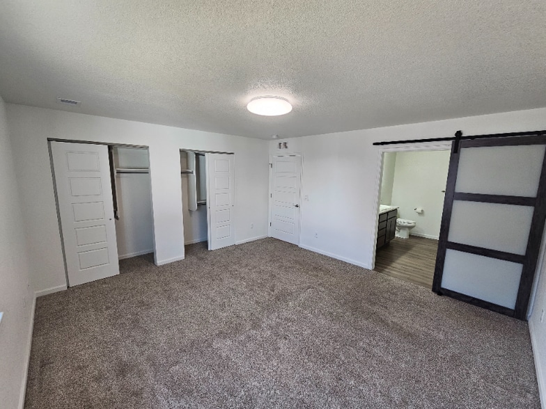 Building Photo - 4013 Bradney Ave