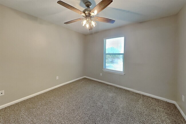 Building Photo - 3431 W Rainmill Dr