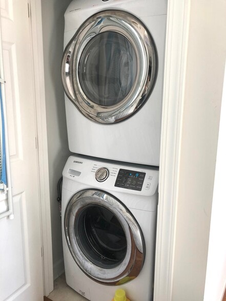 full load - 4325 Candace Ln