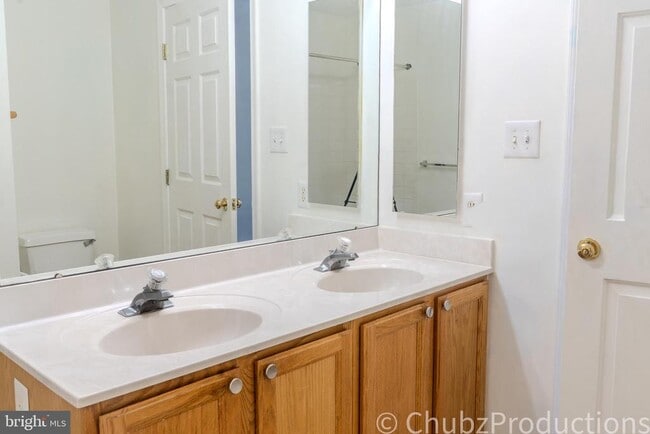 Building Photo - 8316 Widgeon Pl