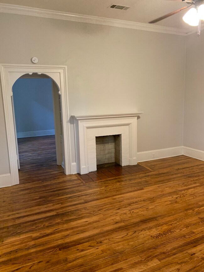 Building Photo - 1580 Oglethorpe St