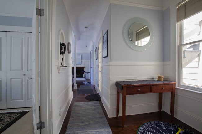 Foyer to Great Room - 2538 Polk St