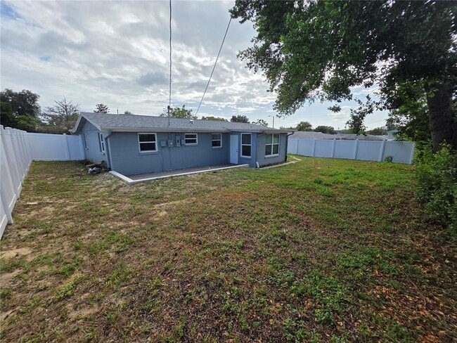 Building Photo - 4851 Phoenix Ave